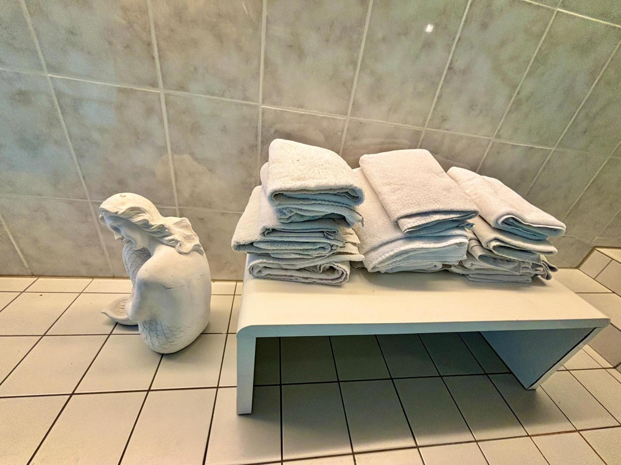 Wolkenzimmer Mit 140 Cm Bett Im Erdgeschoss Seligenstadt Buitenkant foto